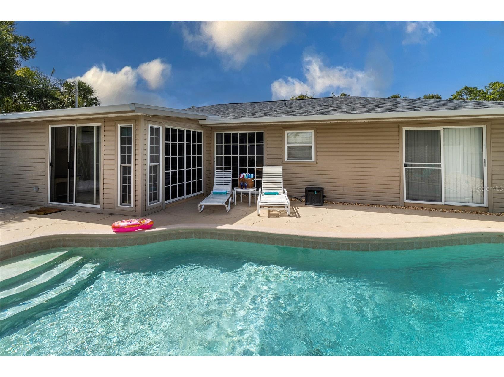  Sarasota FL 34237 A4693885 image6