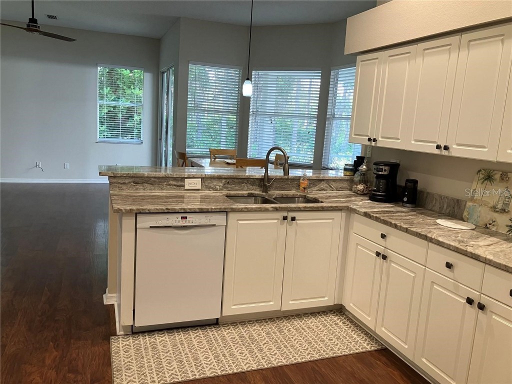  Sarasota FL 34238 A4651645 image7