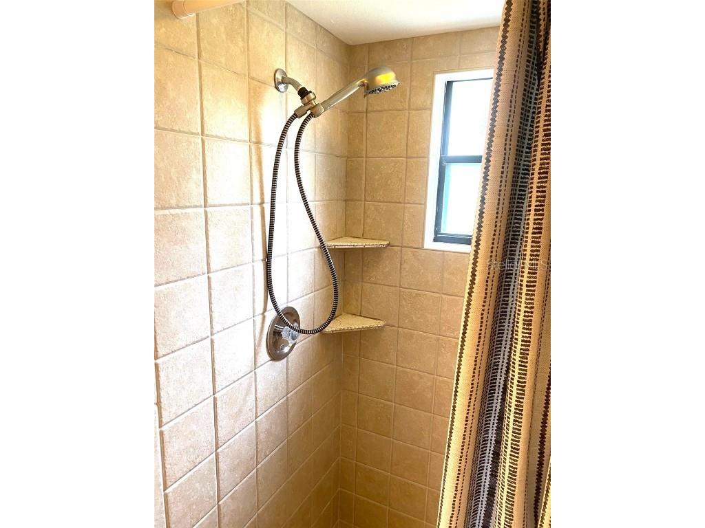  Sarasota FL 34238 N6133940 image16