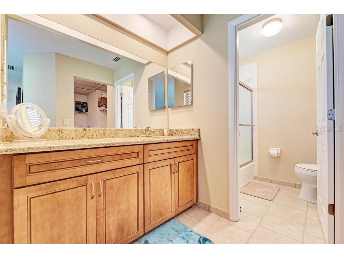  Sarasota FL 34238 N6133940 image9