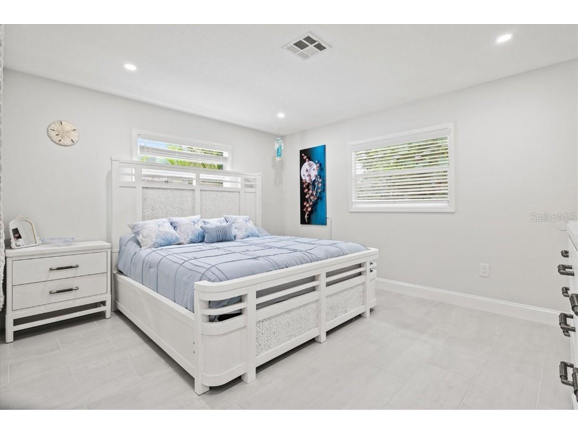  Sarasota FL 34239 A4615270 image17