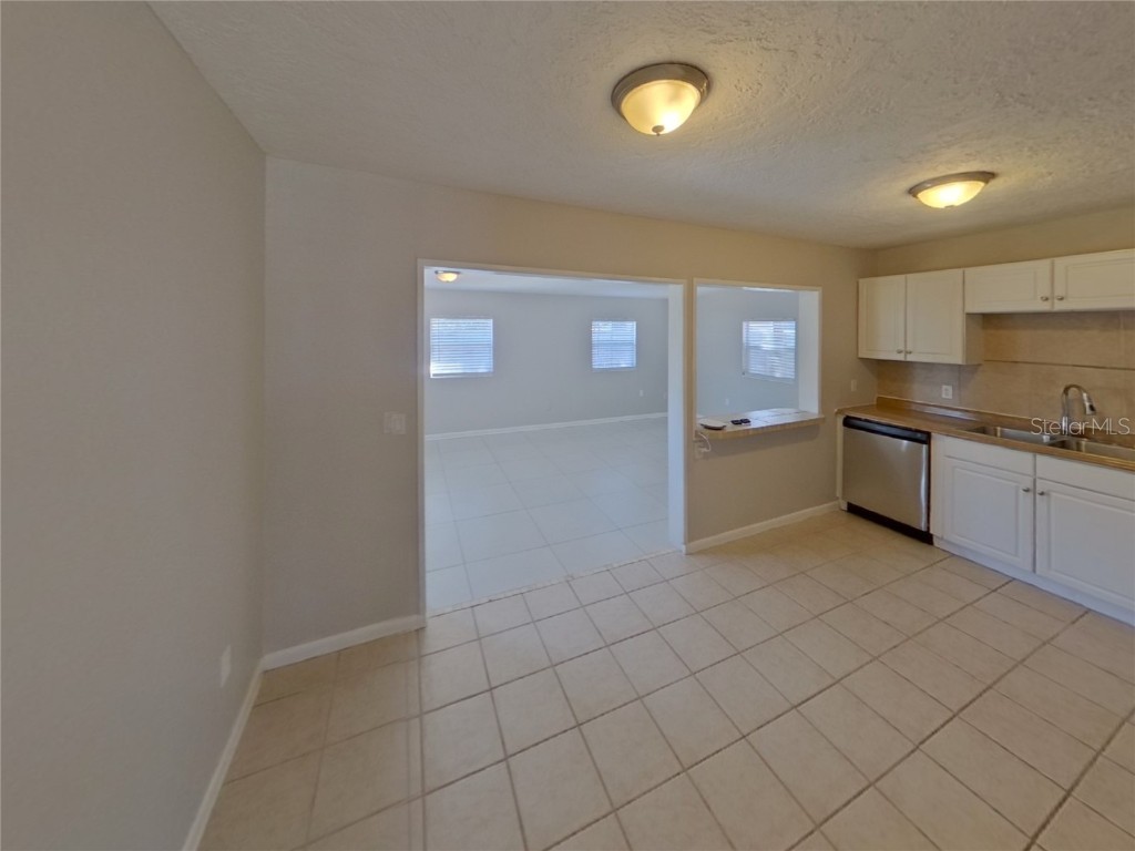  Sarasota FL 34241 TB8445796 image7