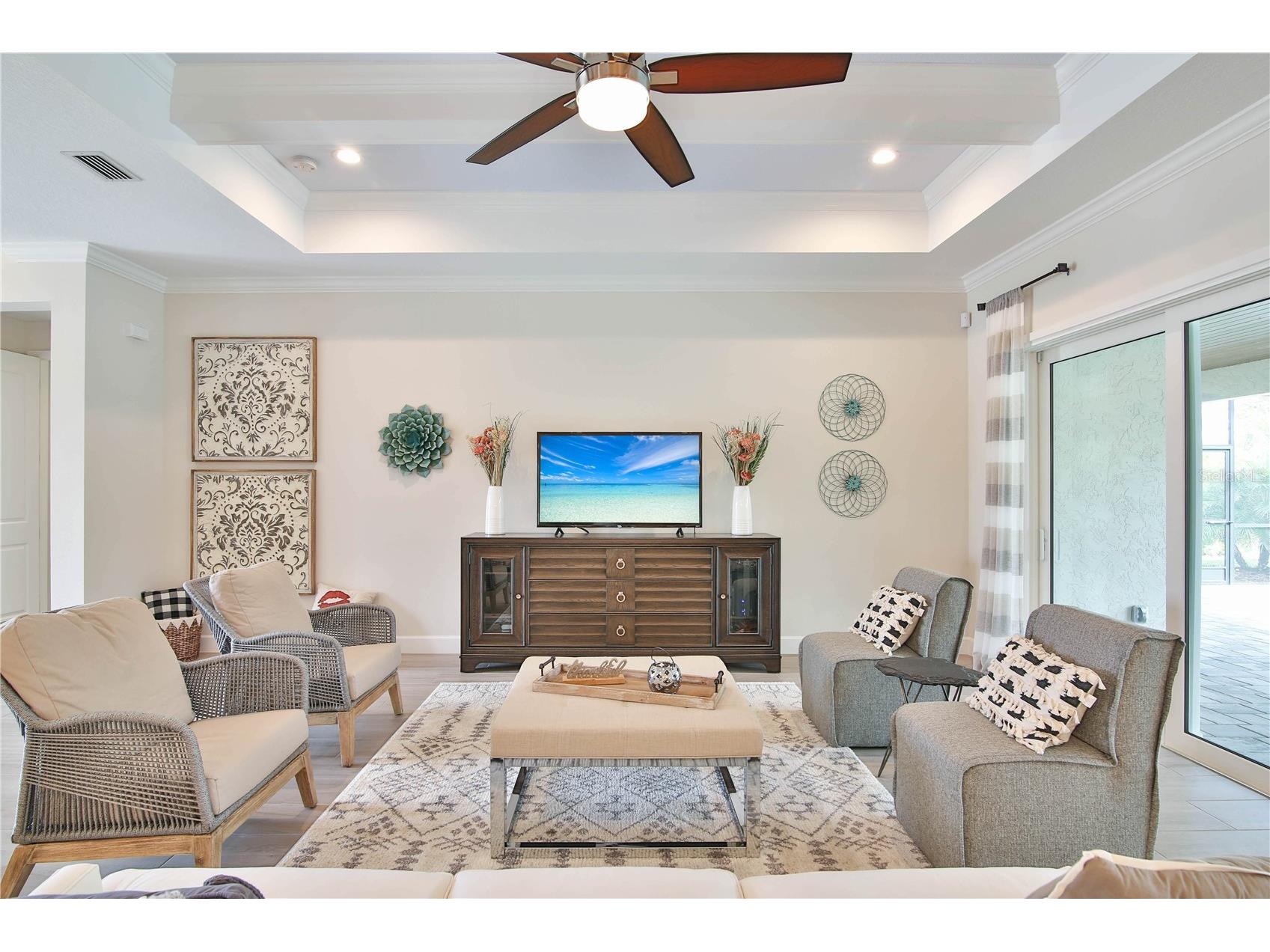 7808 34th Court E Sarasota FL 34243 A4693237 image2