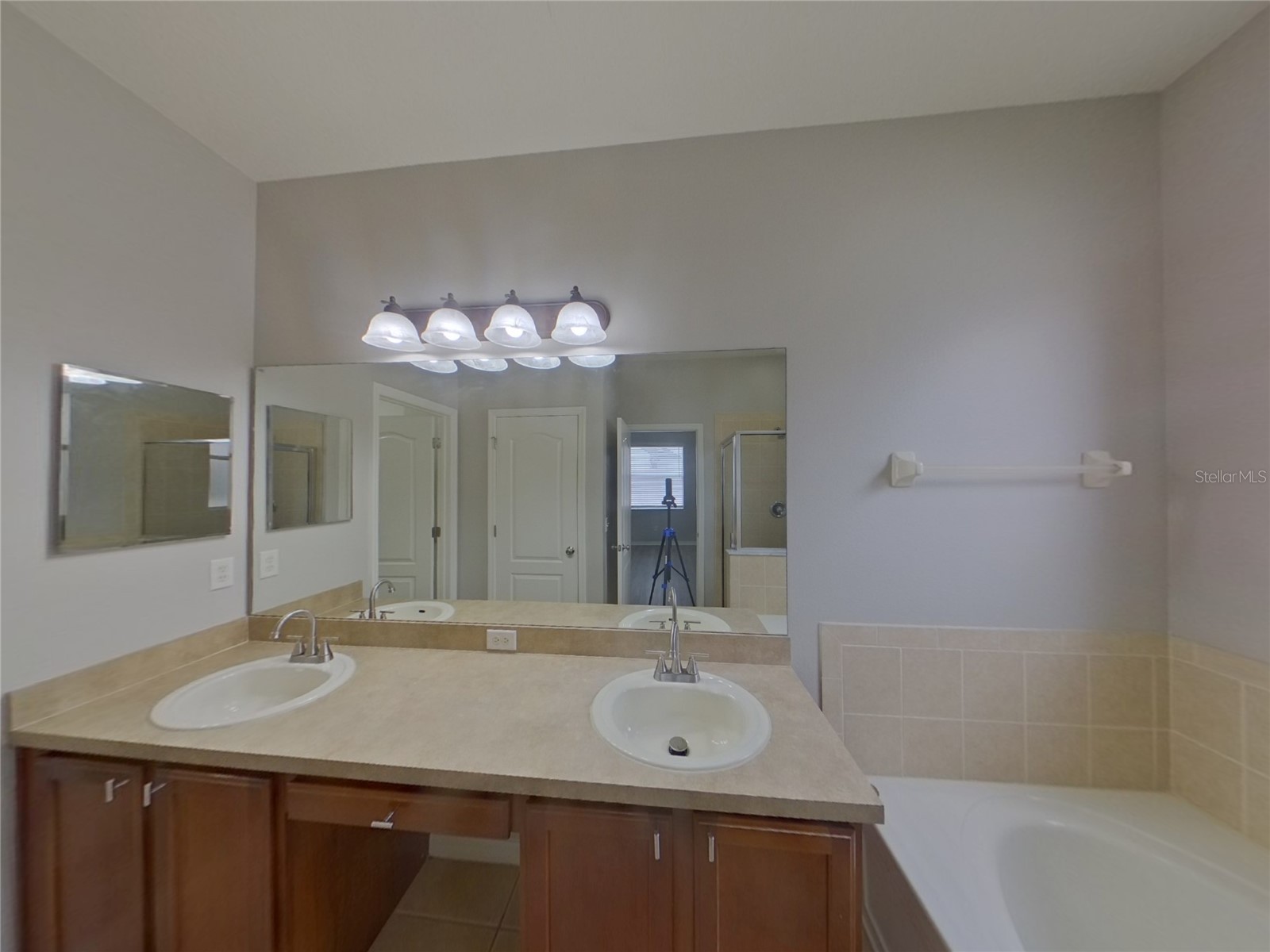  Seffner FL 33584 TB8475143 image10