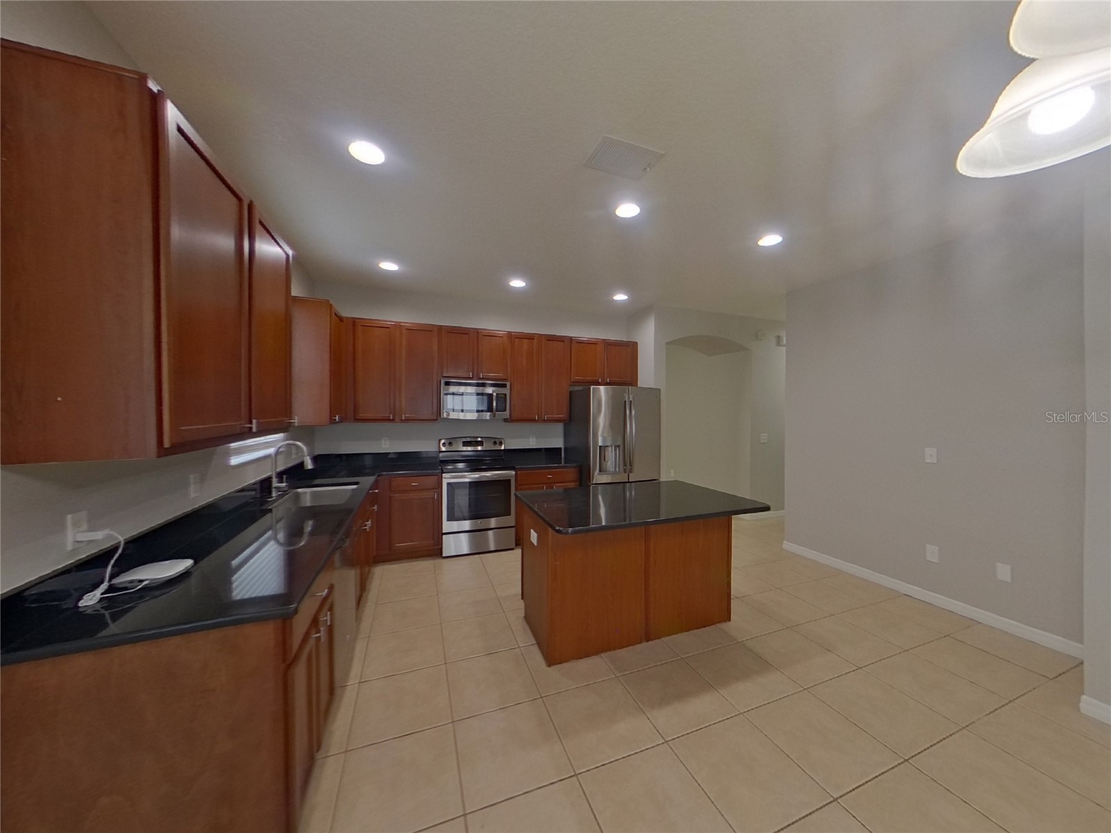  Seffner FL 33584 TB8475143 image6