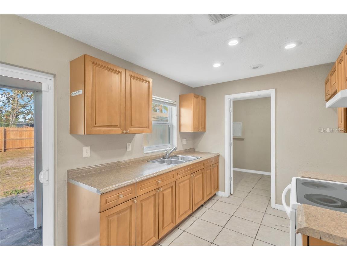 8232 Lark Street Seminole FL 33777 TB8459020 image10