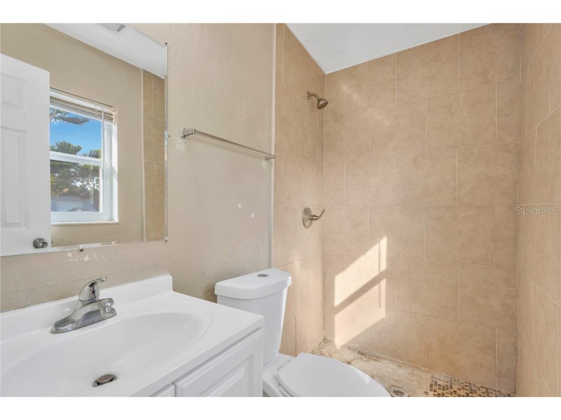 8232 Lark Street Seminole FL 33777 TB8459020 image20