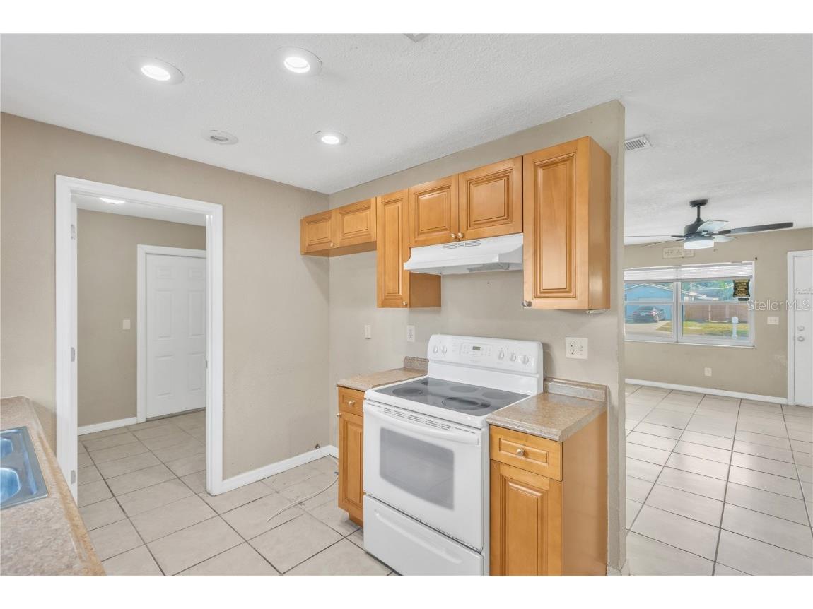 8232 Lark Street Seminole FL 33777 TB8459020 image9