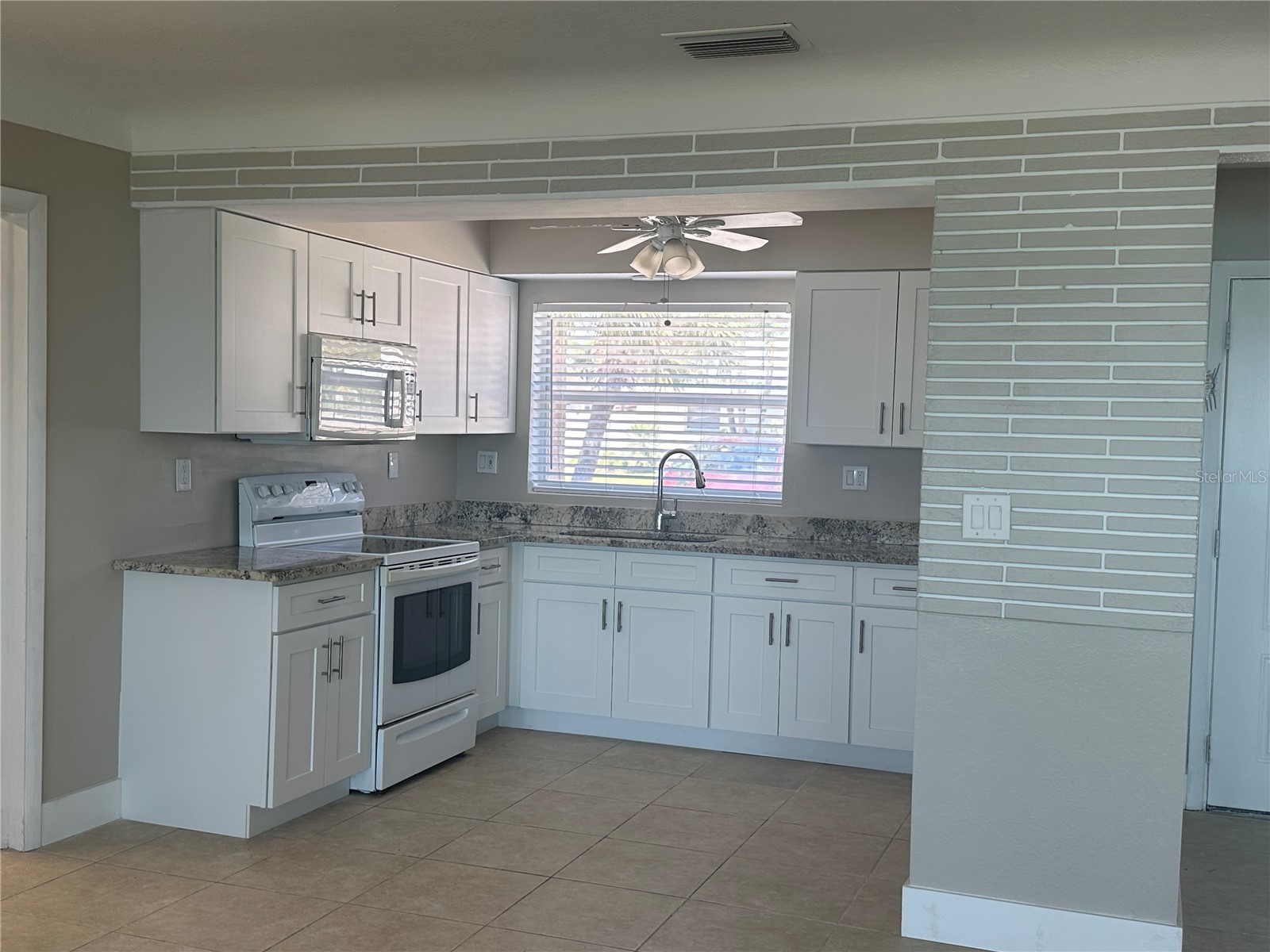  South Pasadena FL 33707 W7885357 image11