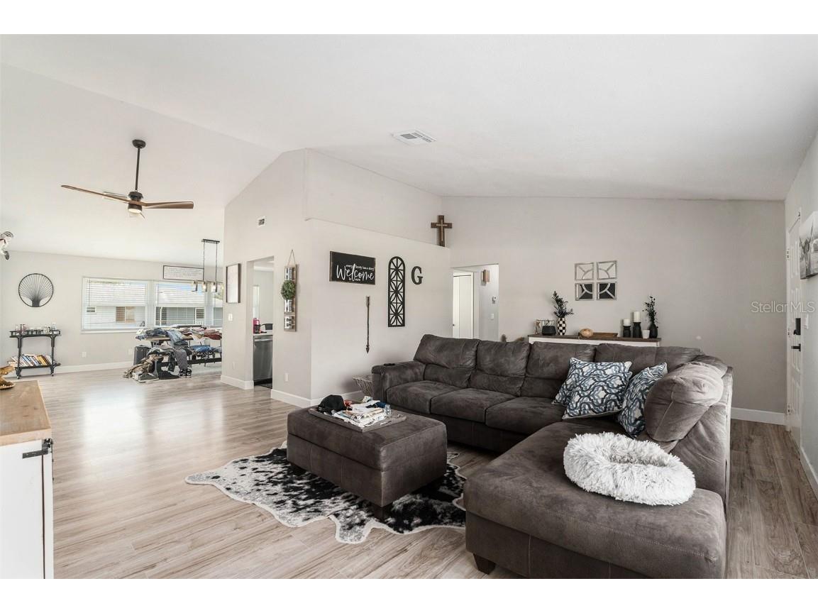 10234 Bedford Road Spring Hill FL 34608 TB8440559 image5