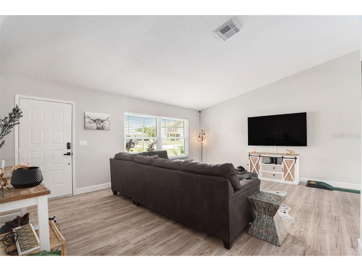 10234 Bedford Road Spring Hill FL 34608 TB8440559 image6