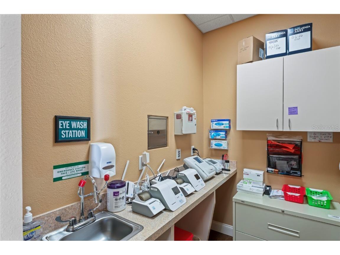  Spring Hill FL 34608 W7874773 image26