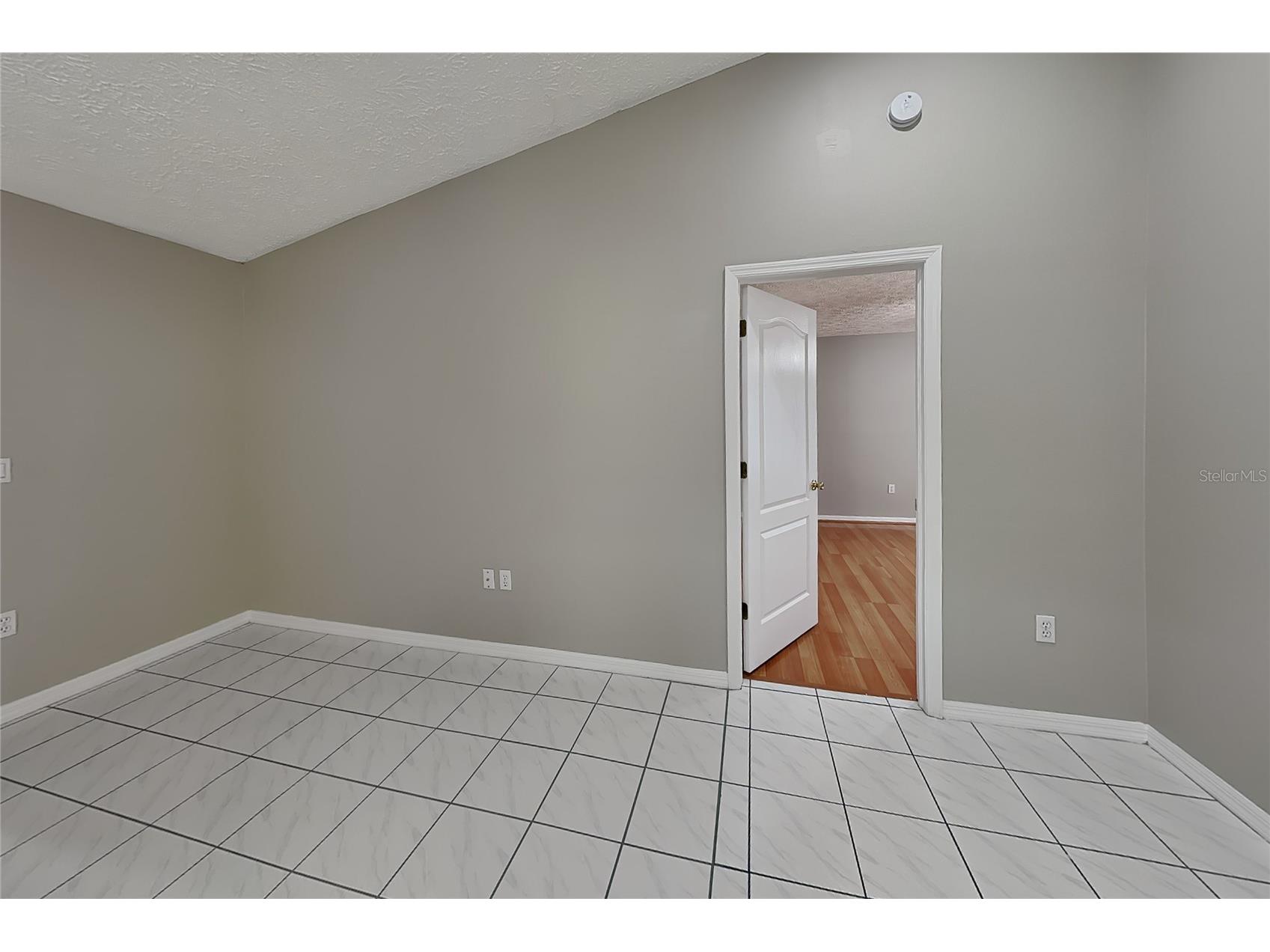  Spring Hill FL 34609 O6420123 image3