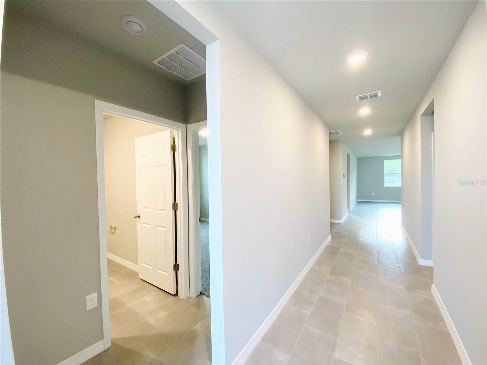 572 Sun Warbler Way Saint Cloud FL 34771 O6409743 image2