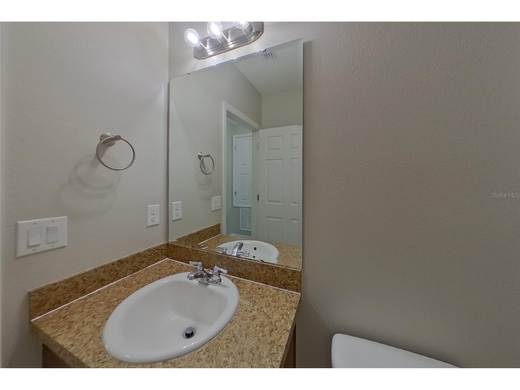  Saint Cloud FL 34772 O6426775 image16