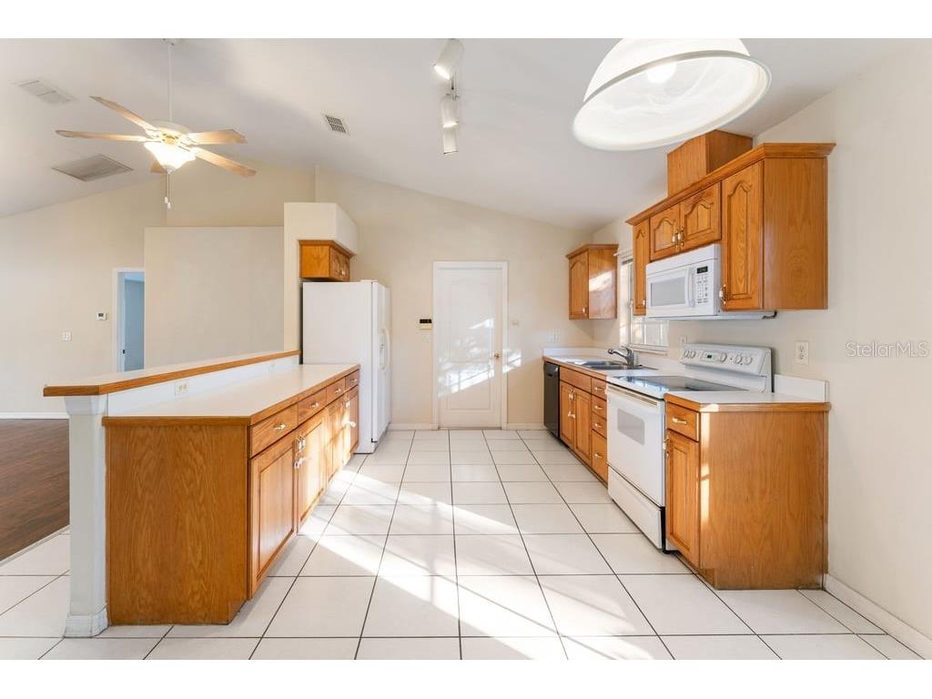  Saint Cloud FL 34772 S5142748 image10