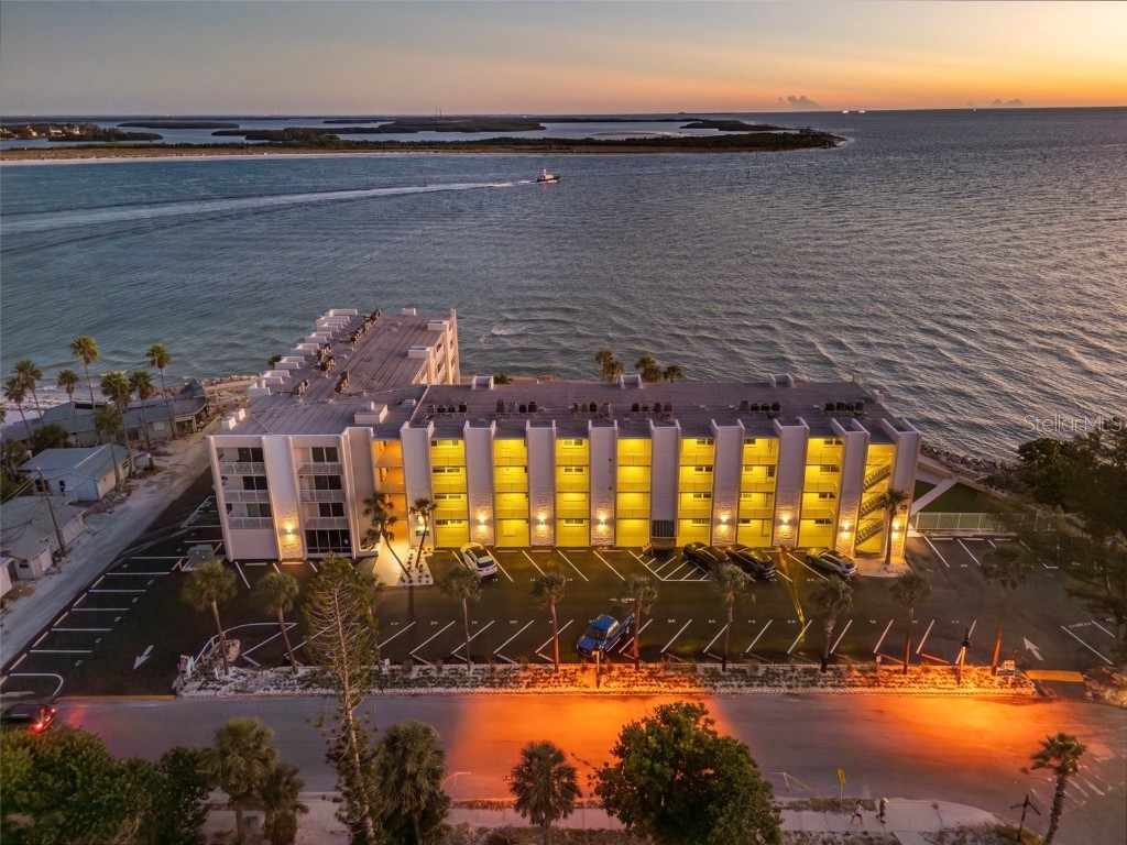  Saint Pete Beach FL 33706 TB8440977 image1