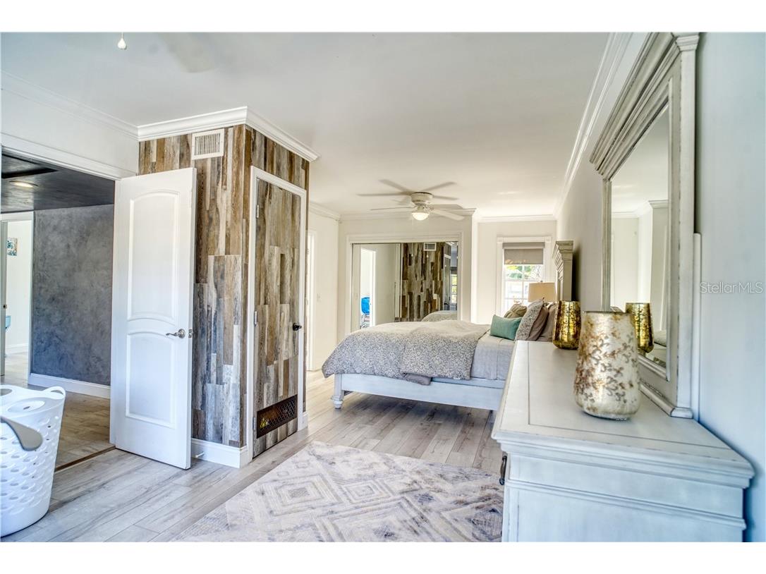  Saint Pete Beach FL 33706 U8117255 image13