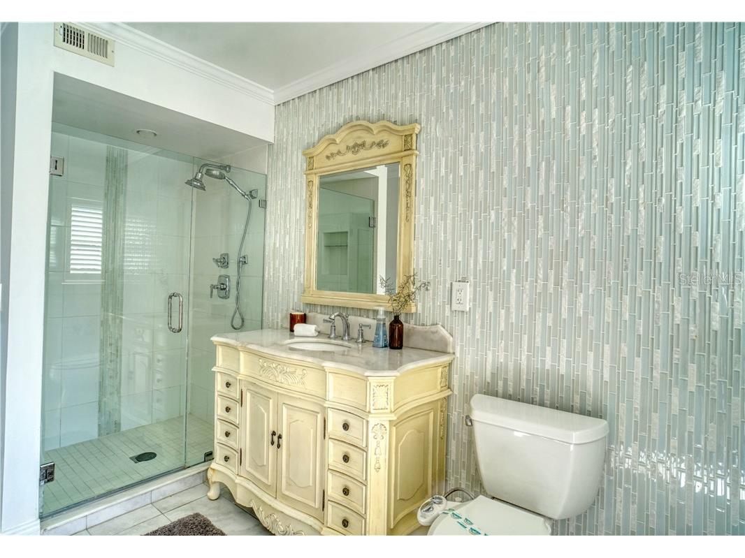  Saint Pete Beach FL 33706 U8117255 image14