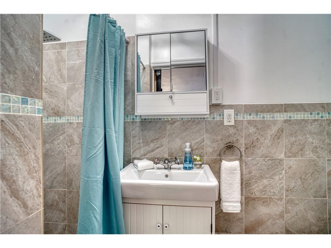  Saint Pete Beach FL 33706 U8117255 image25