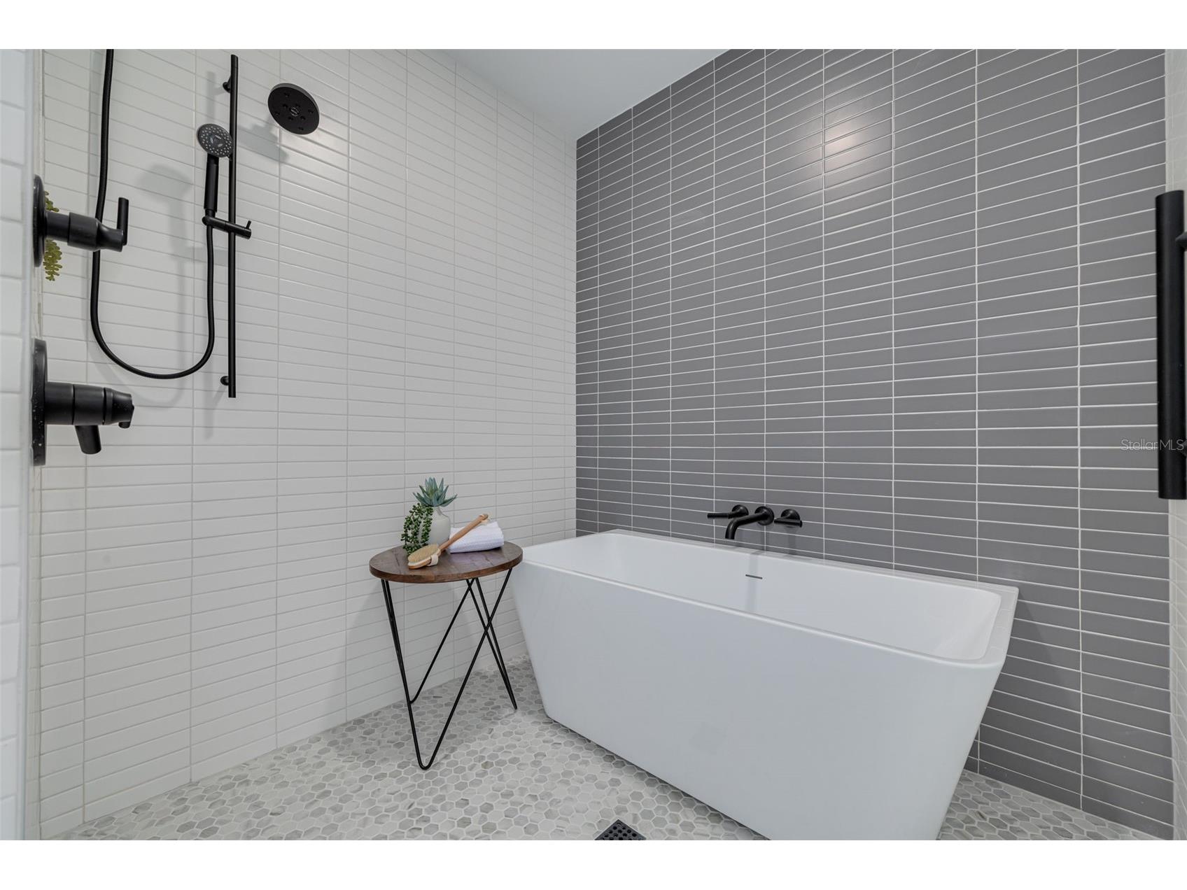  Saint Petersburg FL 33701 TB8419950 image26