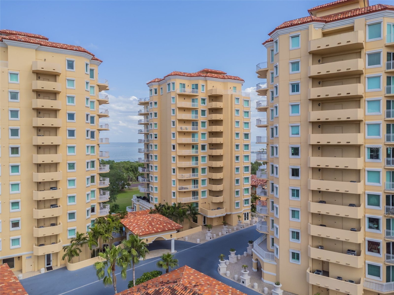  Saint Petersburg FL 33701 TB8482792 image1