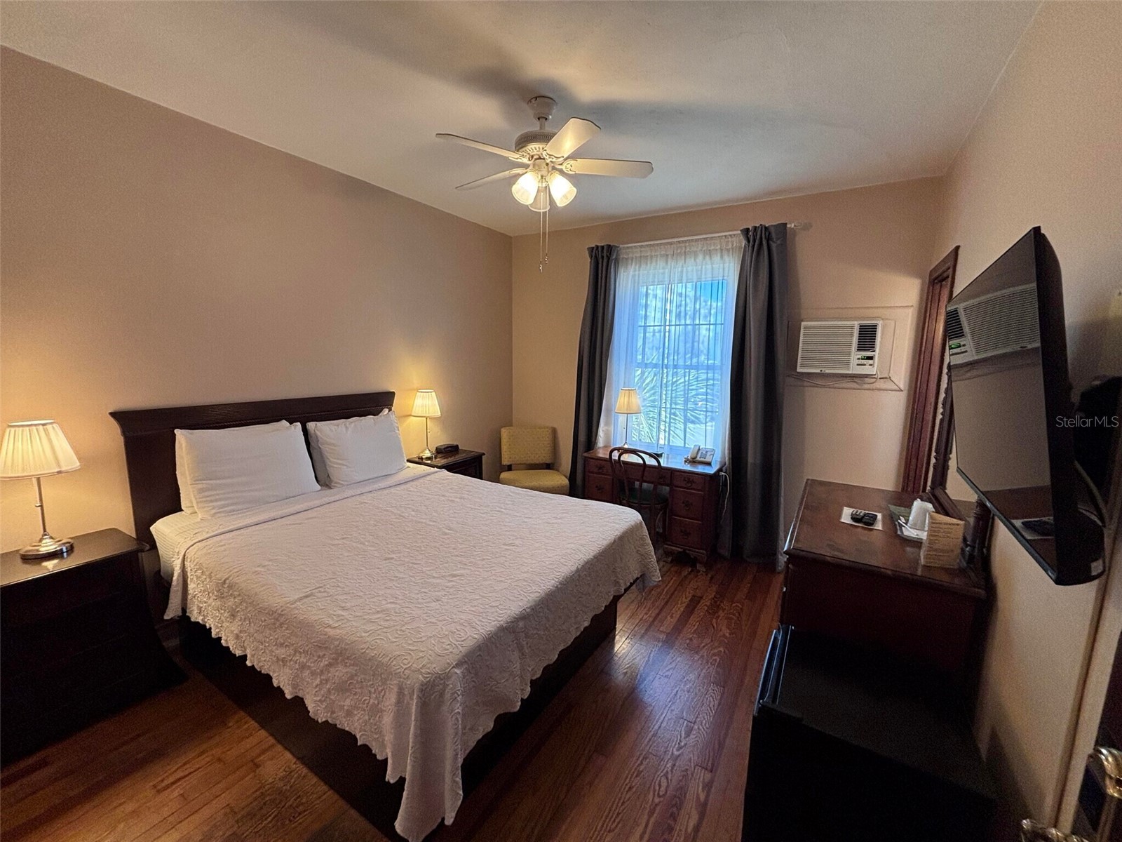  Saint Petersburg FL 33701 TB8485256 image14
