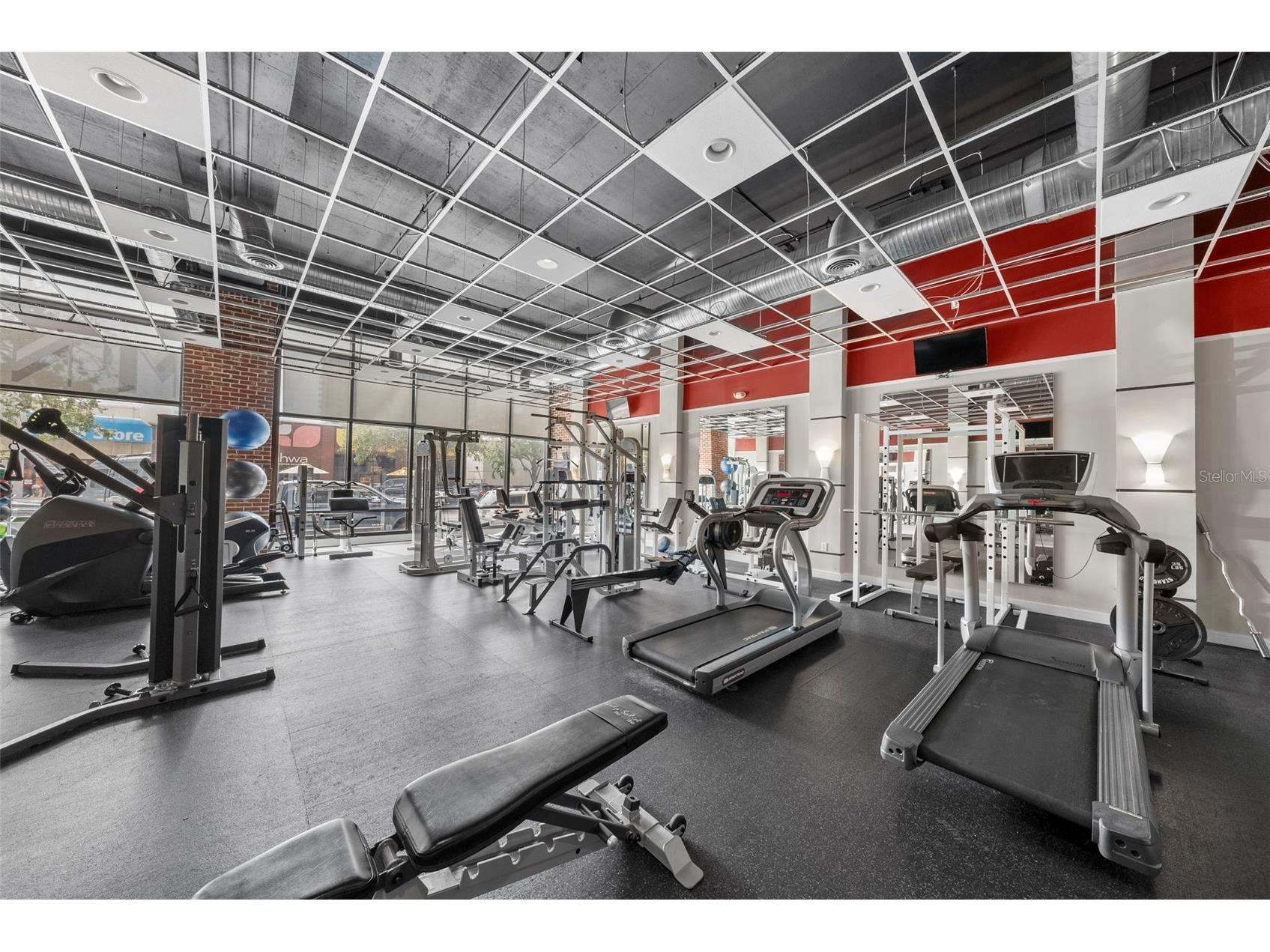 175 2nd Street S #1007 Saint Petersburg FL 33701 TB8509996 image41