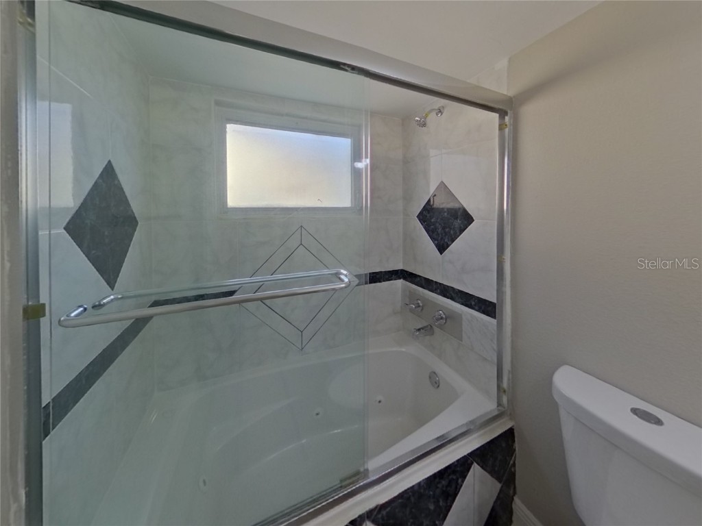  Saint Petersburg FL 33702 TB8445838 image13