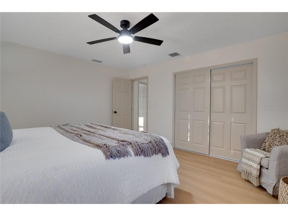 2050 67th Avenue N Saint Petersburg FL 33702 TB8453596 image13