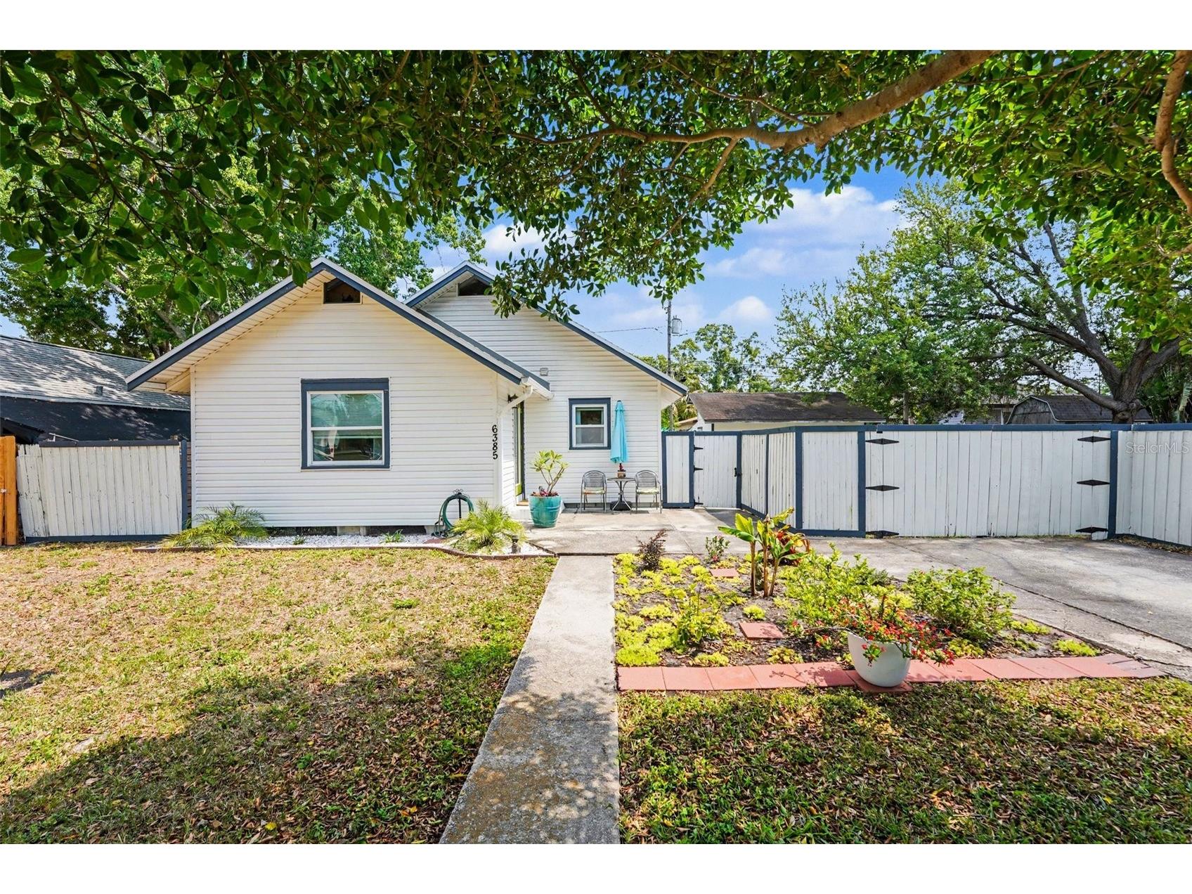 6385 31st Street North Saint Petersburg FL 33702 TB8490459 image1