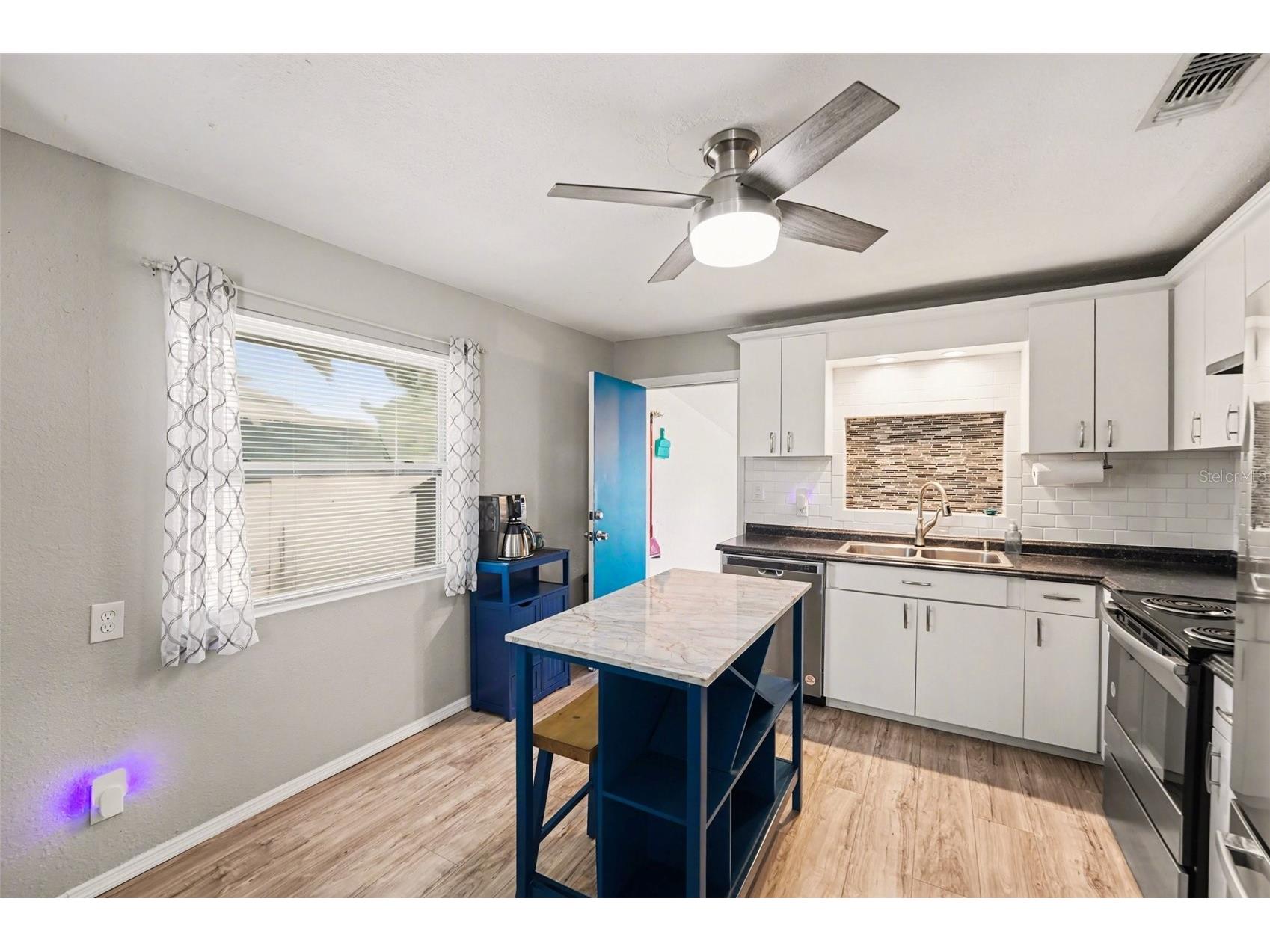 6385 31st Street North Saint Petersburg FL 33702 TB8490459 image10