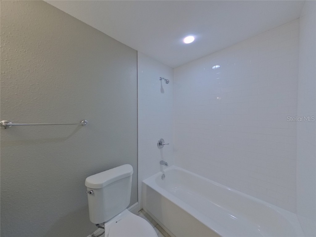  Saint Petersburg FL 33703 TB8454143 image14