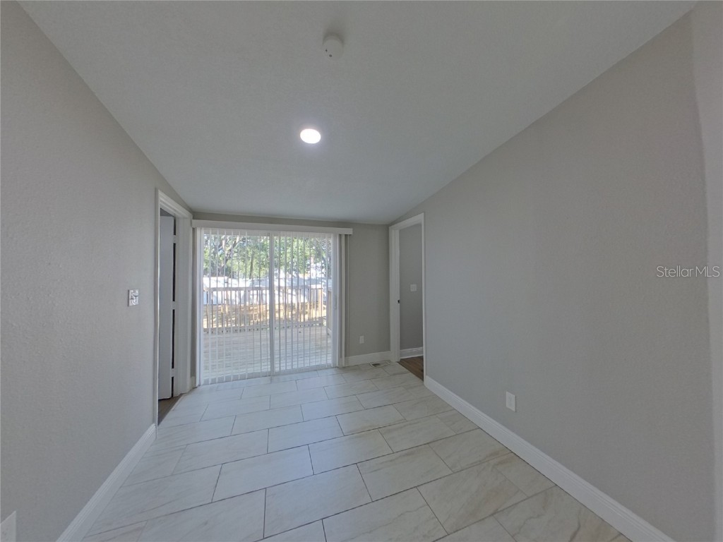  Saint Petersburg FL 33703 TB8454143 image4