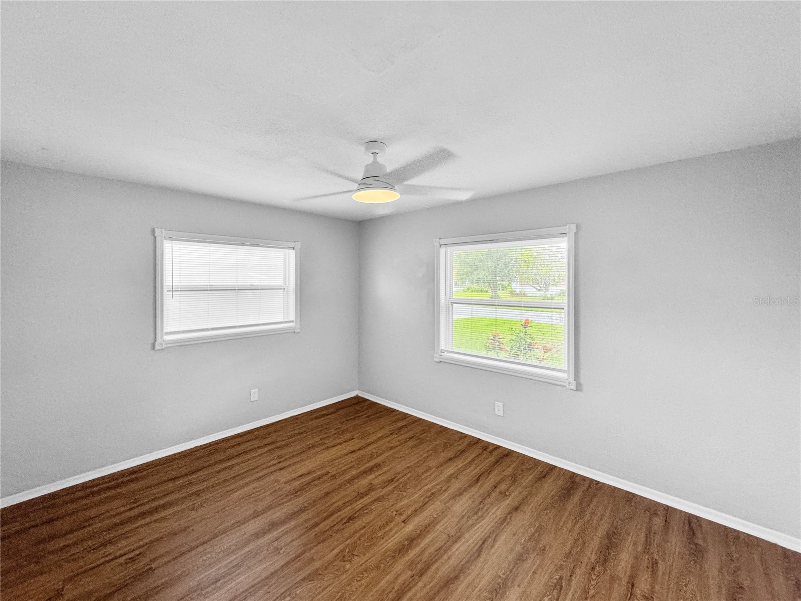  Saint Petersburg FL 33703 TB8475125 image12