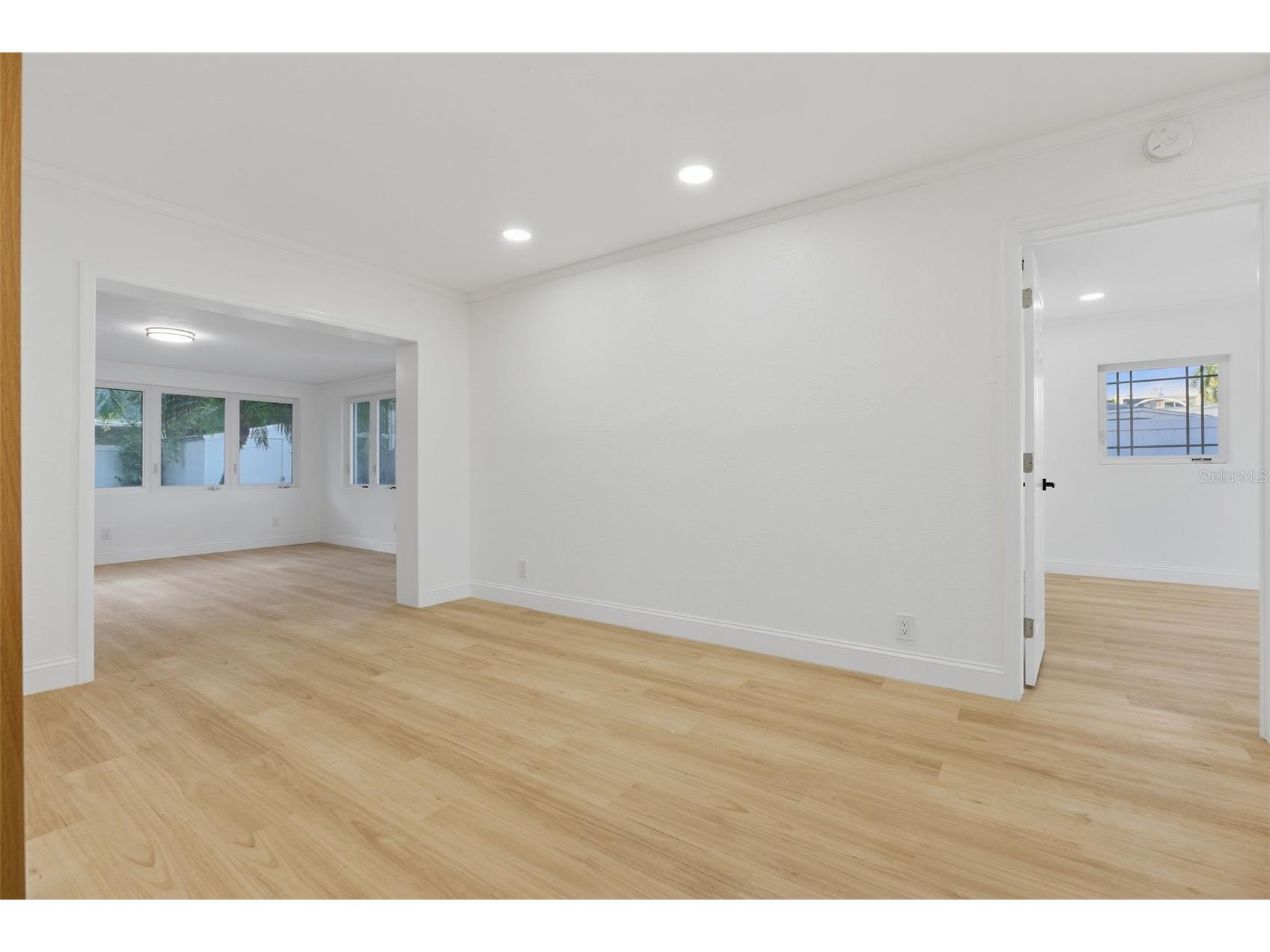 4430 1st Way NE Saint Petersburg FL 33703 TB8478513 image8