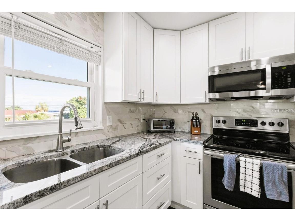  Saint Petersburg FL 33705 TB8433645 image24