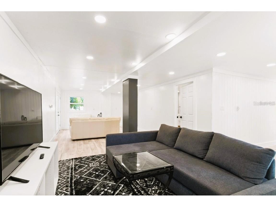  Saint Petersburg FL 33705 TB8433645 image28