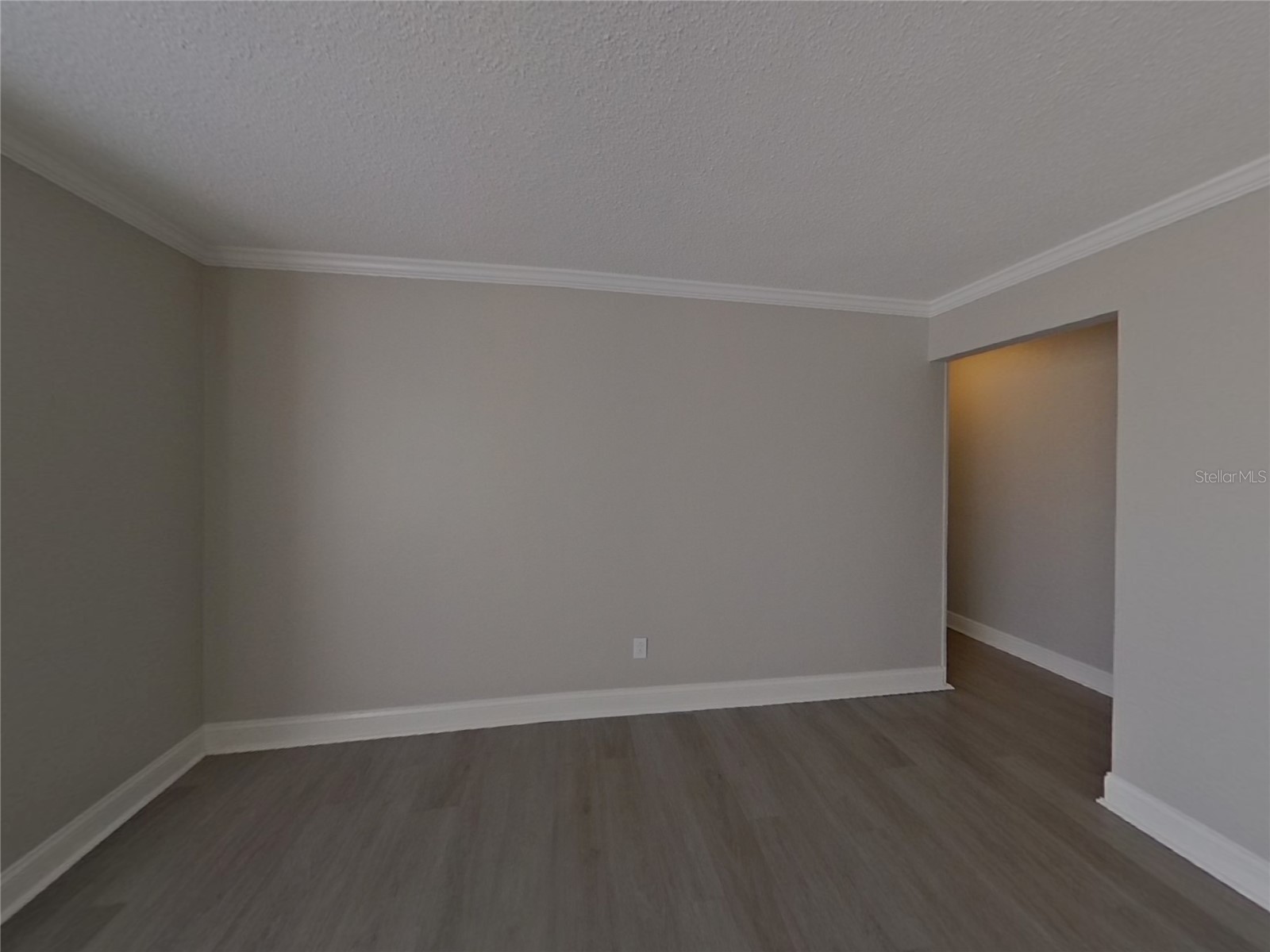  Saint Petersburg FL 33705 TB8467475 image3