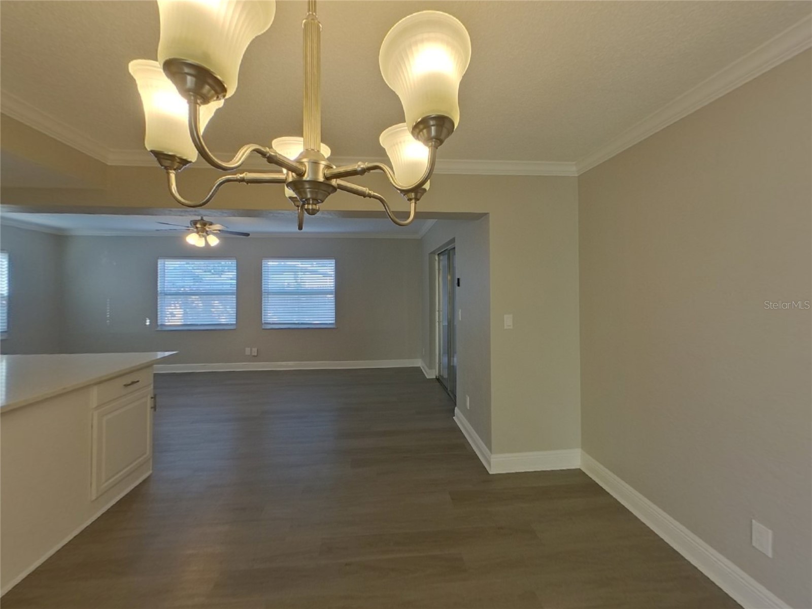  Saint Petersburg FL 33705 TB8467475 image4