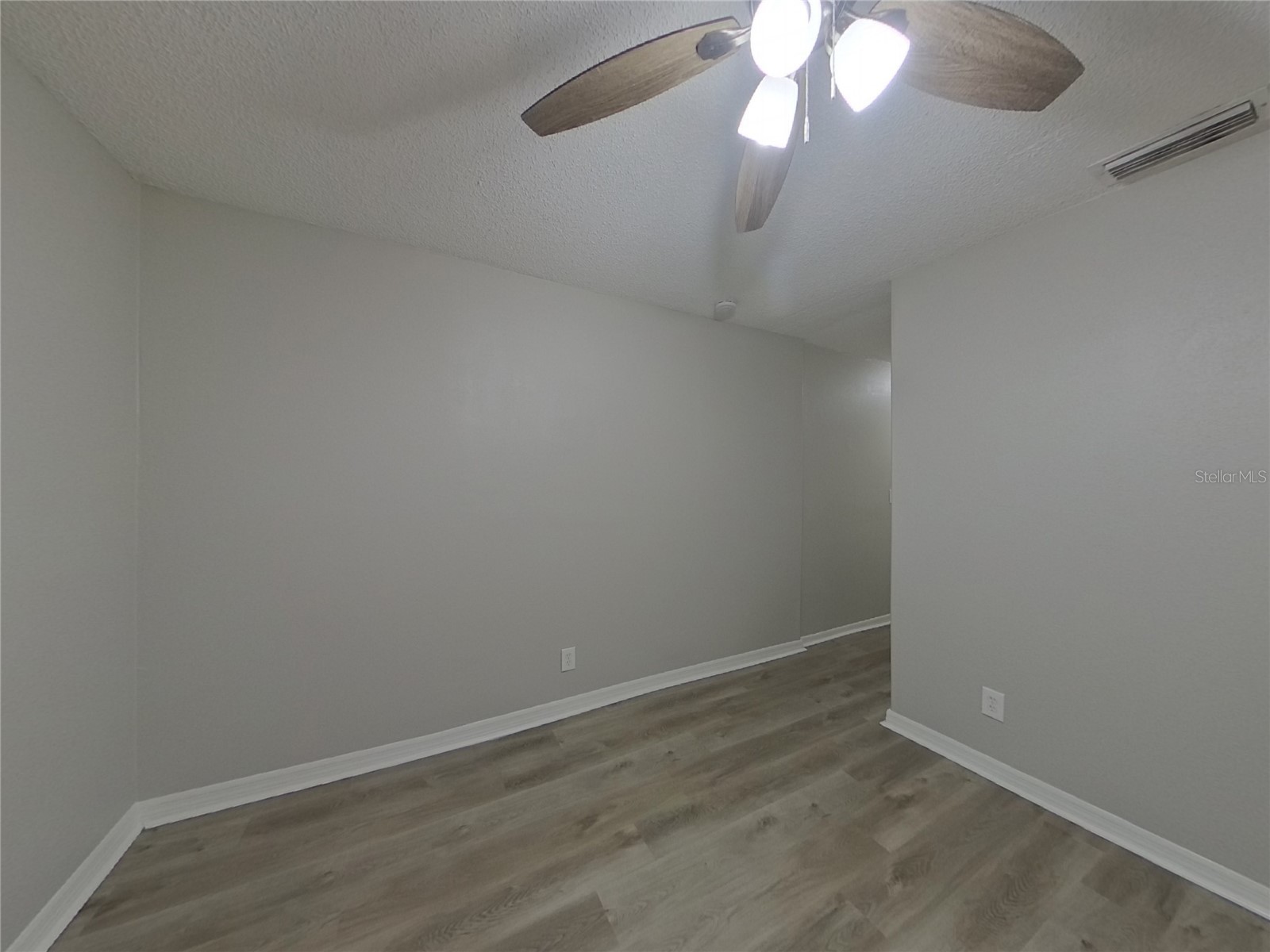  Saint Petersburg FL 33709 TB8464582 image7