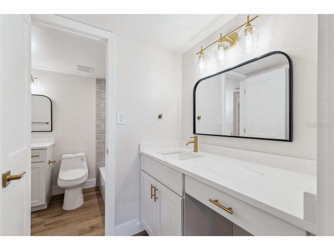  Saint Petersburg FL 33710 O6359604 image16