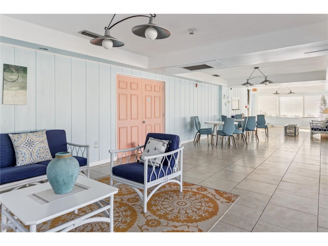  Saint Petersburg FL 33710 O6359604 image24