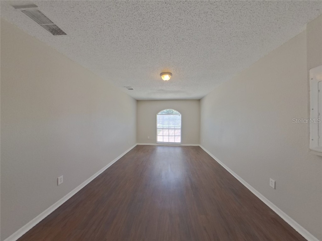  Saint Petersburg FL 33710 TB8445643 image14