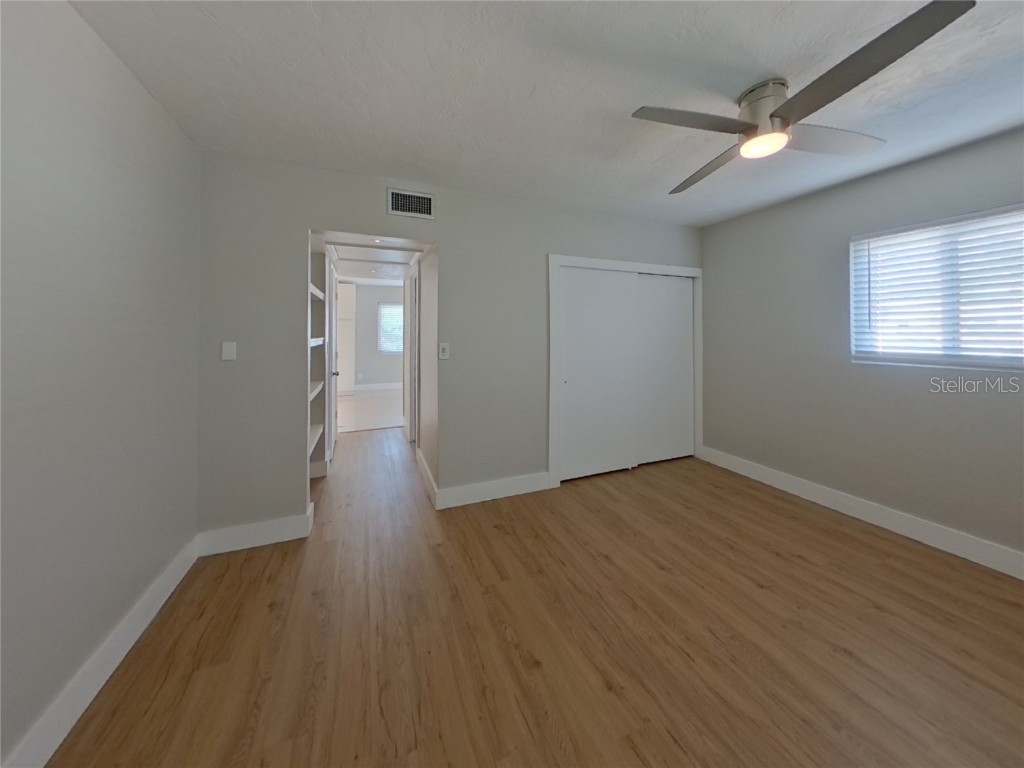  Saint Petersburg FL 33710 TB8454088 image6