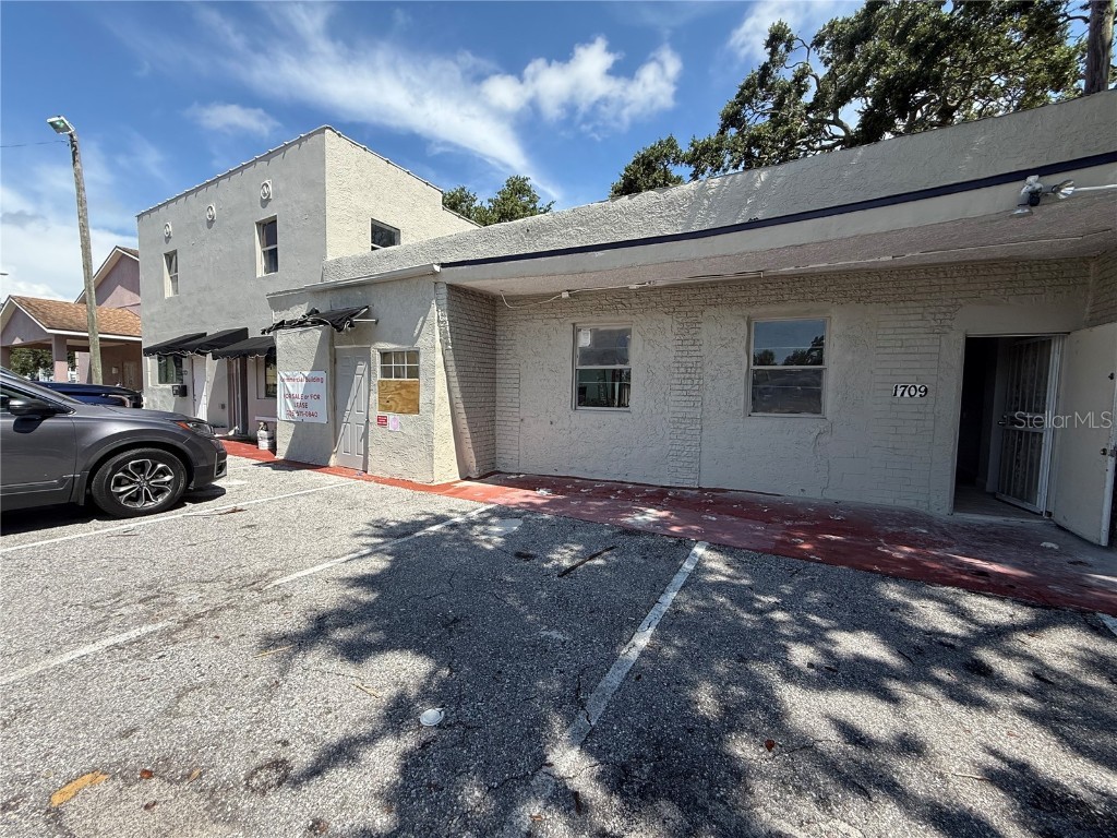  Saint Petersburg FL 33712 J992766 image1