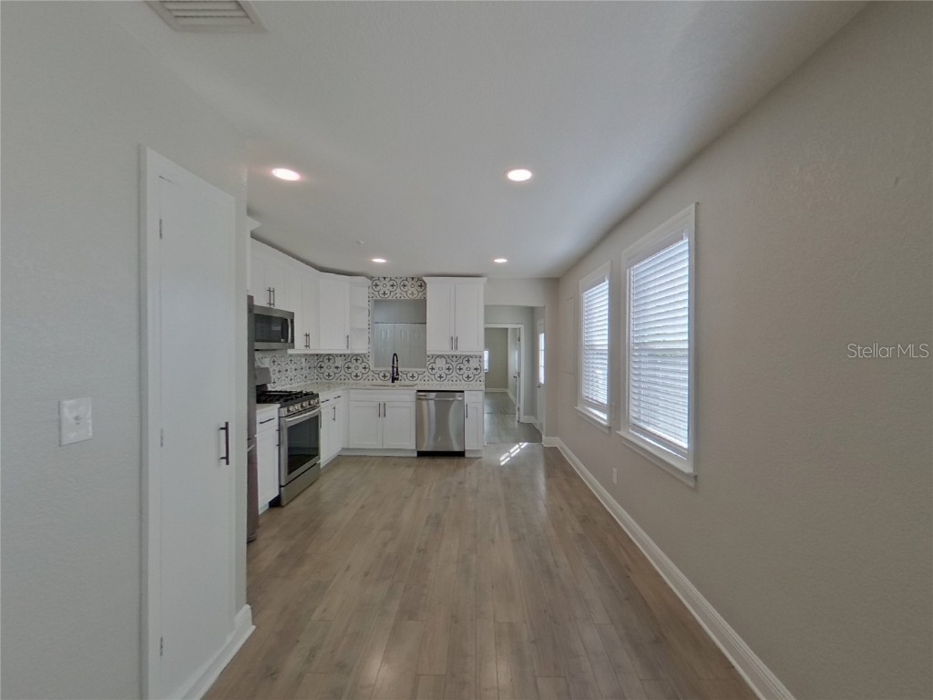  Saint Petersburg FL 33713 TB8462473 image5