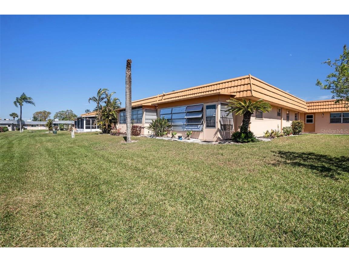  Sun City Center FL 33573 TB8357822 image15