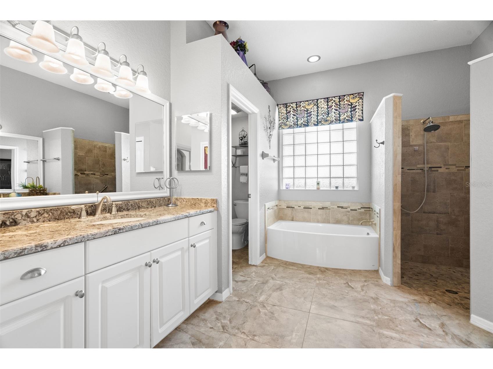 1134 Signature Drive Sun City Center FL 33573 TB8500581 image28