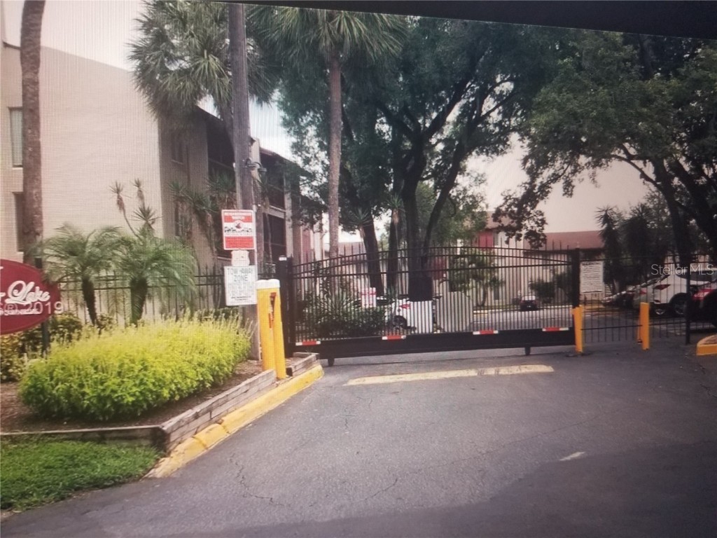  Tampa FL 33614 O6070213 image1